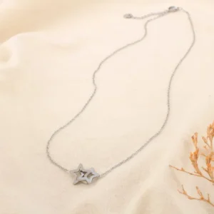 Collier acier inoxydable étoiles entrelacées argenté