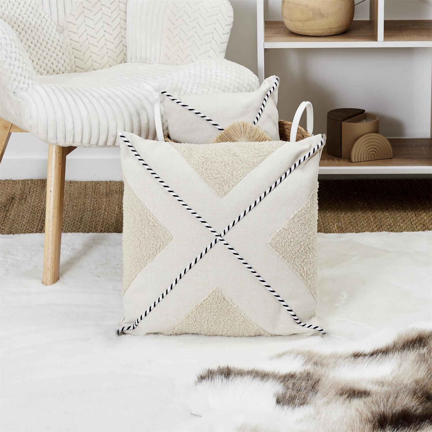 Coussin Beige Et Blanc Bouclette 40X40Cm – Image 3