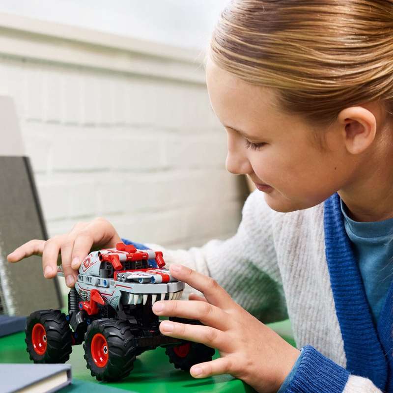 LEGO - Monster Jam Thunder Rétrofriction Technic – Image 4